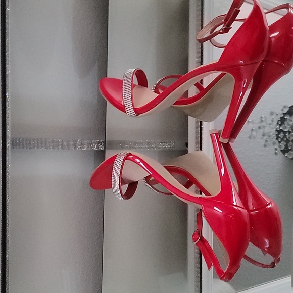 BRAND NEW DELICACY RHINESTONE ANKLE STRAP WOMEN'S HEELS - Picture 11 of 15